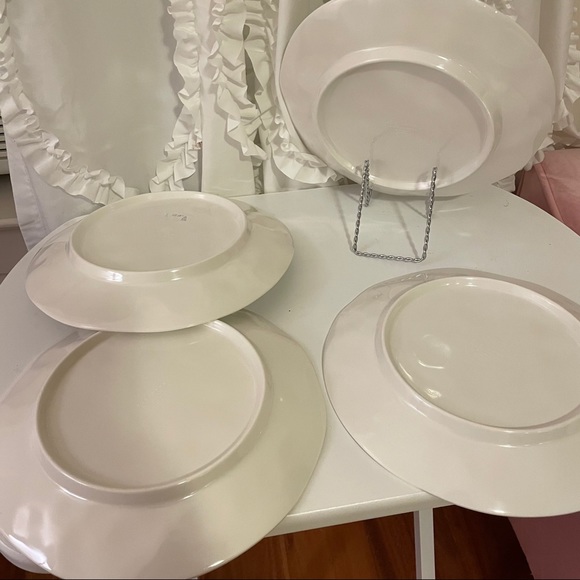 Rae Dunn”DINE” Large Melamine Plates Hard to find - Picture 6 of 6
